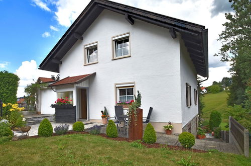 Photo 1 - Cozy Holiday Home in Schiefweg With Garden