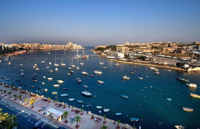Valletta and Harbour Views Apartment in Central Sliema - Foto 31