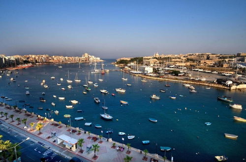 Photo 34 - Valletta and Harbour Views Apartment in Central Sliema