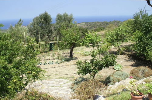 Photo 24 - Charming Holiday Home in Kritinia With Garden