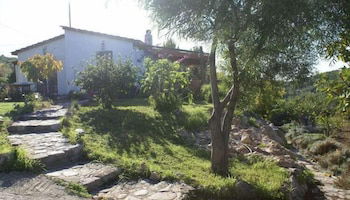 Photo 1 - Charming Holiday Home in Kritinia With Garden