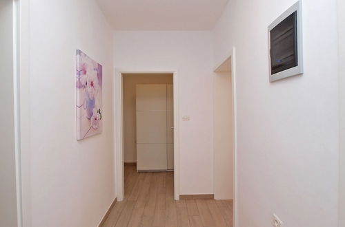 Photo 3 - Apartment 1366