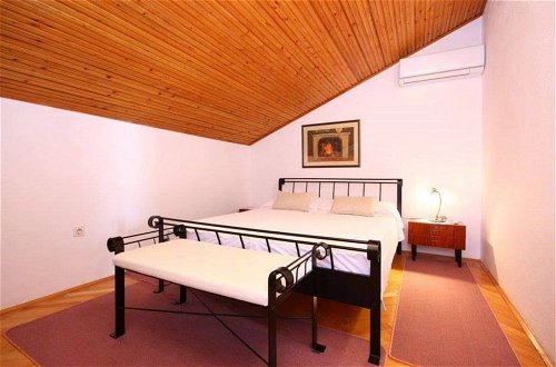 Foto 4 - Captivating 3-bedroom Villa in Kanica