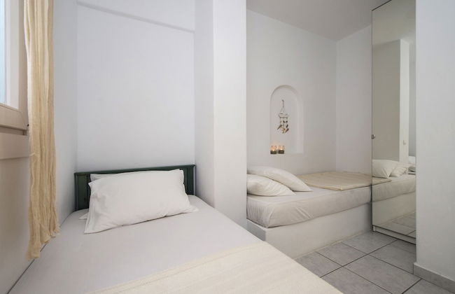 Cleopatra Seaside Homes Paros - Photo 11