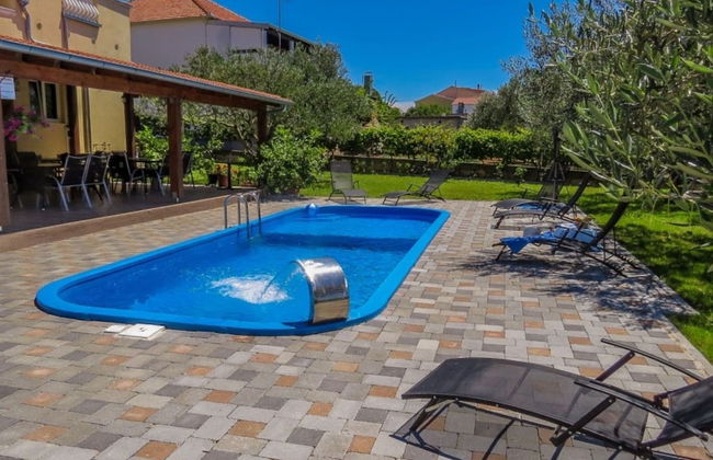 Alluring Holiday Home in Pakostane With Swimming Pool - Foto 9