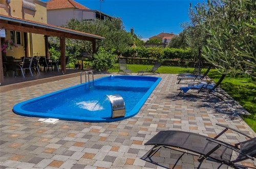 Photo 13 - Fabulous Holiday Home in Pakostane With Swimming Pool