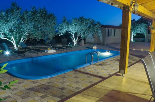 Photo 9 - Captivating Holiday Home in Pakostane With Swimming Pool