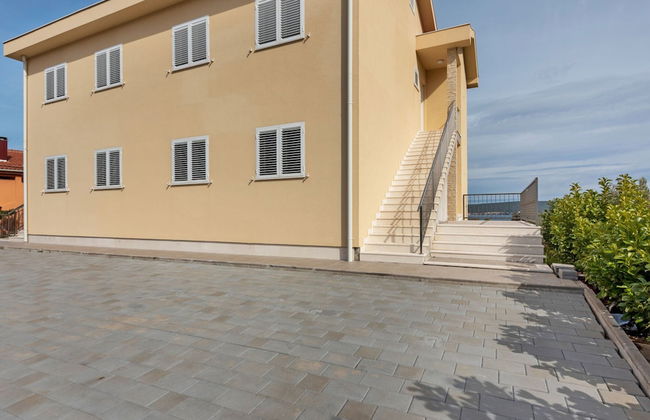 Simplistic Apartment in Neviđane with Balcony - Foto 24