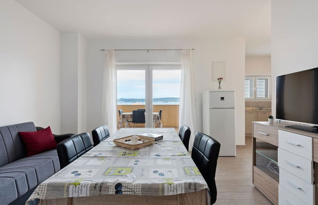 Simplistic Apartment in Neviđane with Balcony - Foto 14