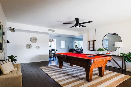 Photo 34 - Perfect 4 Bdrm Home With Pool and Game Room