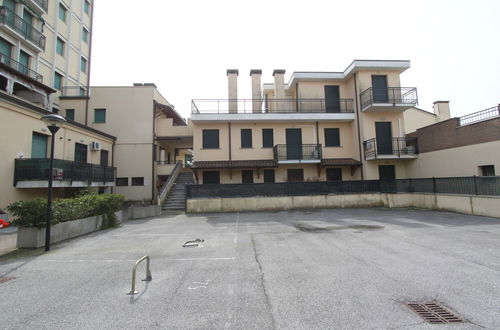 Photo 51 - Alfiere Apartments