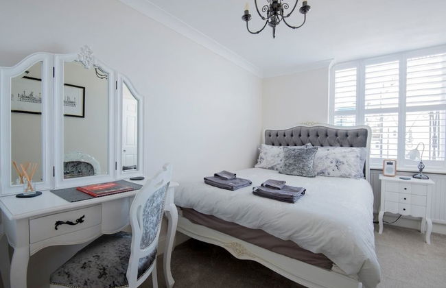 Direct Sea Views, Seafront Location & Free Parking - Foto 17