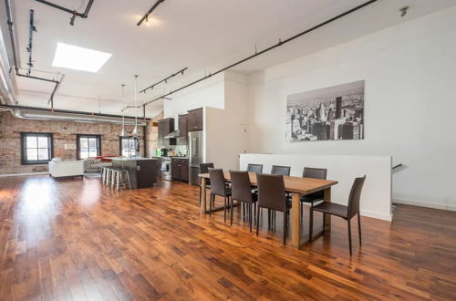 Photo 6 - PRISTINE 3 BR Million-Dollar Loft