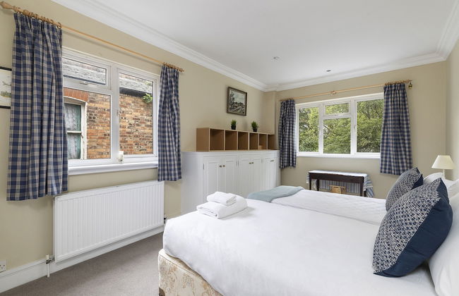 JOIVY Charming 3 bed house with a rooftop terrace - Foto 2