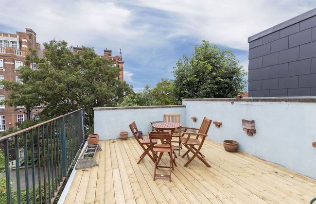 JOIVY Charming 3 bed house with a rooftop terrace - Foto 22