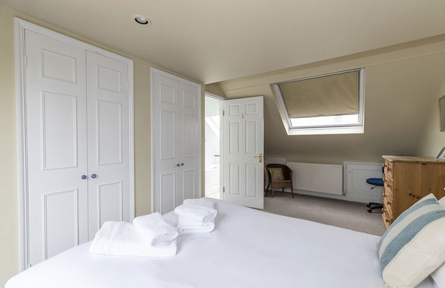 JOIVY Charming 3 bed house with a rooftop terrace - Foto 10
