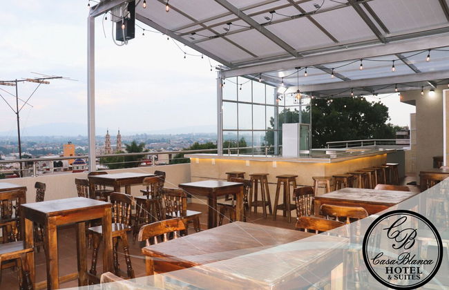 Hotel Casa Blanca & Suites - Photo 50