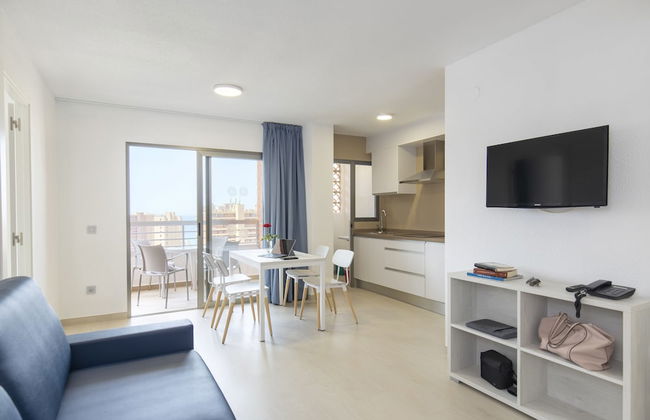 Aparthotel BCL Levante Lux - Foto 17