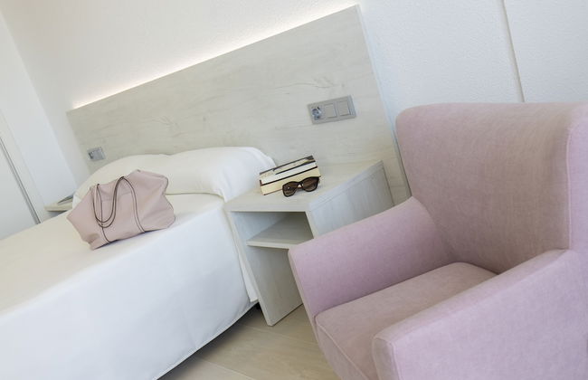 Aparthotel BCL Levante Lux - Foto 7