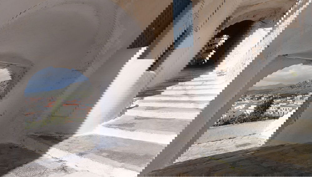 Primary image