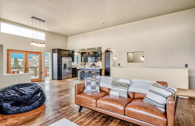 4brfireplace & Mountain Viewsdog-friendly & Hiking Nearby! - Photo 27