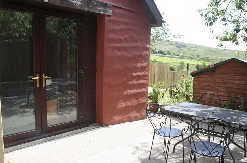 Photo 12 - The Nook - Farm Park Stay with Hot Tub, BBQ & Fire Pit