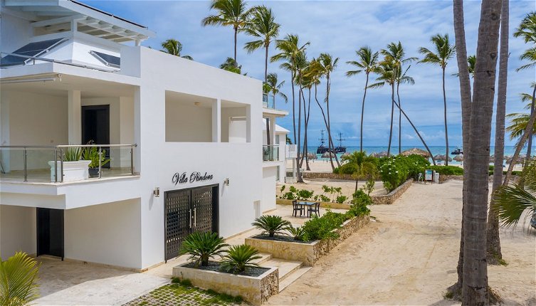 Photo 1 - Luxury beachfront villa in Los Corales