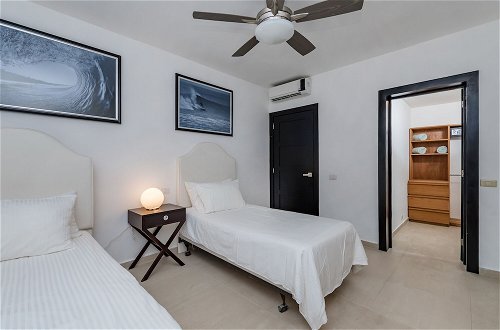 Foto 7 - Luxury beachfront villa in Los Corales