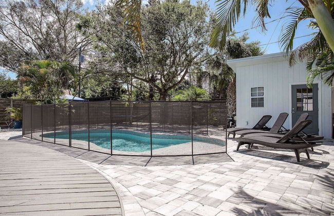 Modern Grove Beautiful 3 Bedroom Home - Foto 23