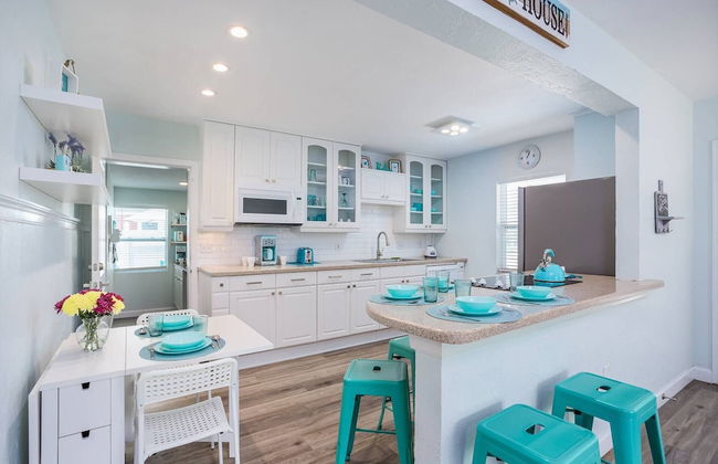 Modern Grove Beautiful 3 Bedroom Home - Foto 12