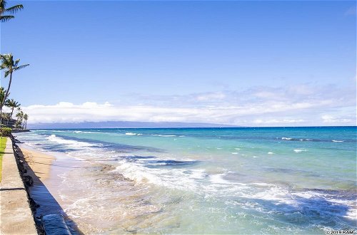 Foto 13 - Wonderful West Maui Beach Suites