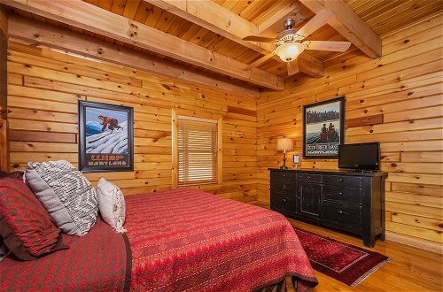 Photo 7 - Bear Hollow Lodge