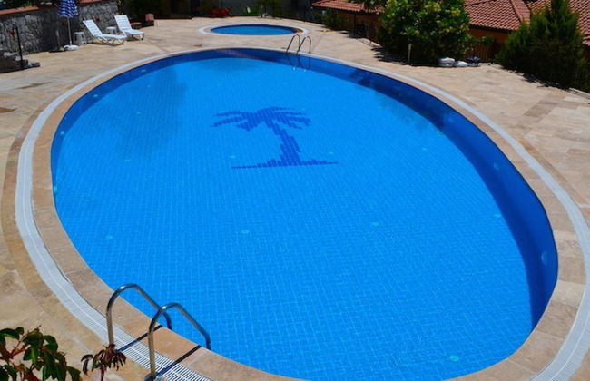 Terrace Life Palm Apart - Photo 45