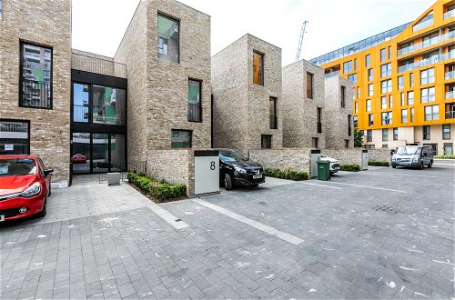 Photo 35 - Modern Townhouse Near 02 Arena & Excel
