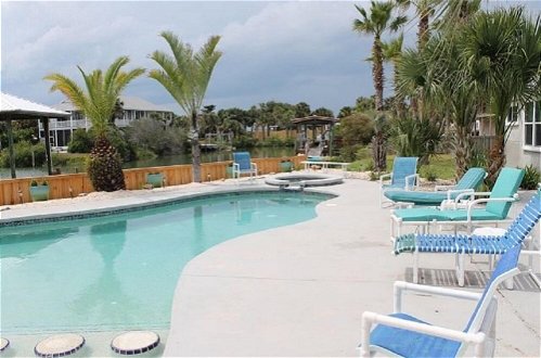 Photo 36 - Pet Friendly, 3 BR, 2 BA, Private Pool - Sunset Harbor