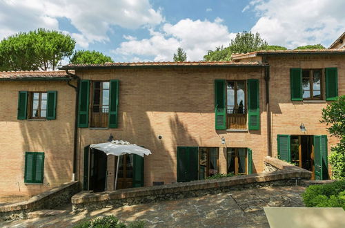 Photo 32 - Holiday Home Near Sienna in the Hills, Swimming Pool and Garden