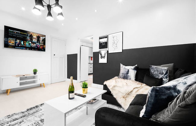 Large Family House With Garden Close to Birmingham - Foto 11