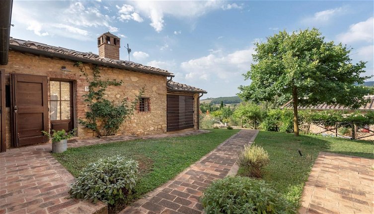 Foto 1 - Apartment in Chianti With Pool ID 3939