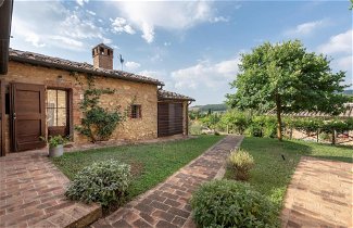 Photo 1 - Apartment in Chianti With Pool ID 3939