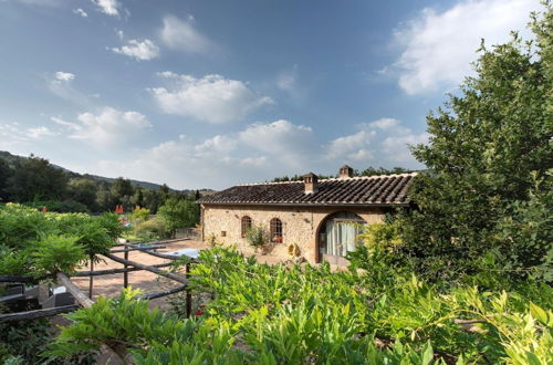 Photo 22 - Apartment in Chianti With Pool ID 453
