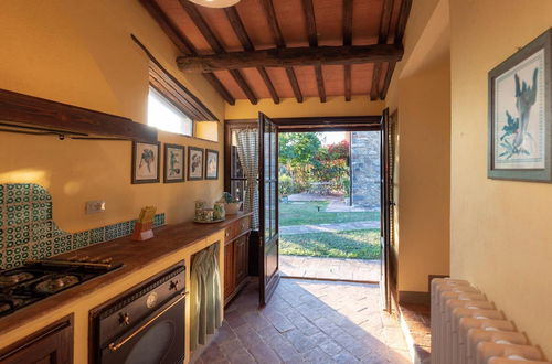 Photo 16 - Apartment in Chianti With Pool ID 455