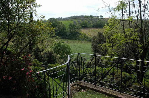 Photo 20 - Country House in Chianti With Pool ID 31