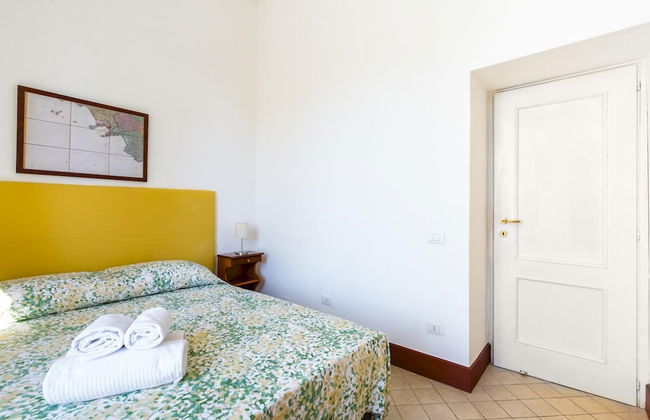 Lopez 20 - a Big Family Apartment - Photo 16