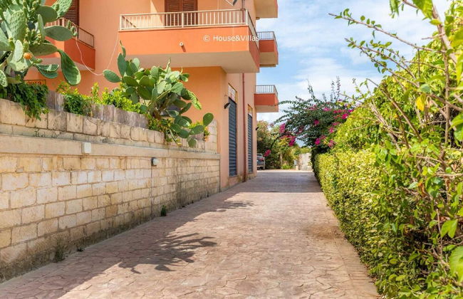Sr-f943-elor50a1 - Eloro Apartment - Photo 11