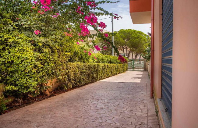 Sr-f943-elor50a1 - Eloro Apartment - Photo 4