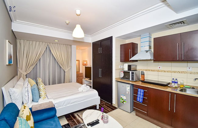 LZZ - Furnished Studio with Balcony - Foto 1