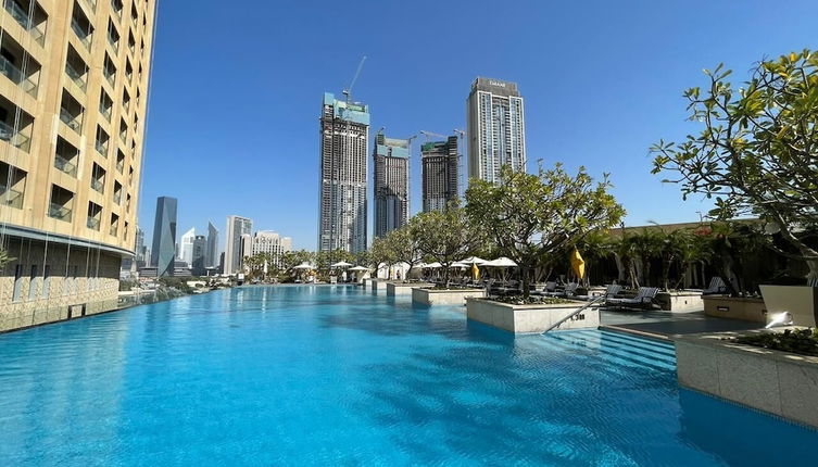 Photo 1 - Ultimate Luxury at Fashion Avenue Dubai Mall Residences