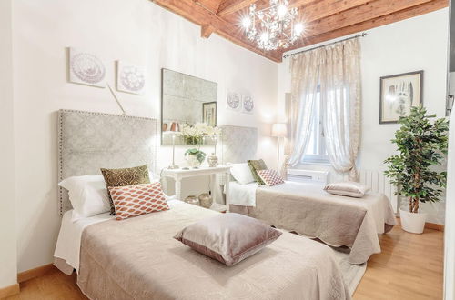 Photo 16 - Casa Arias in Lucca With 2 Bedrooms and 1 Bathrooms