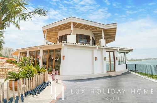 Photo 25 - LUX Holiday Home - Azure Residence 4