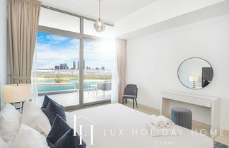 Photo 3 - LUX Holiday Home - Azure Residence 4